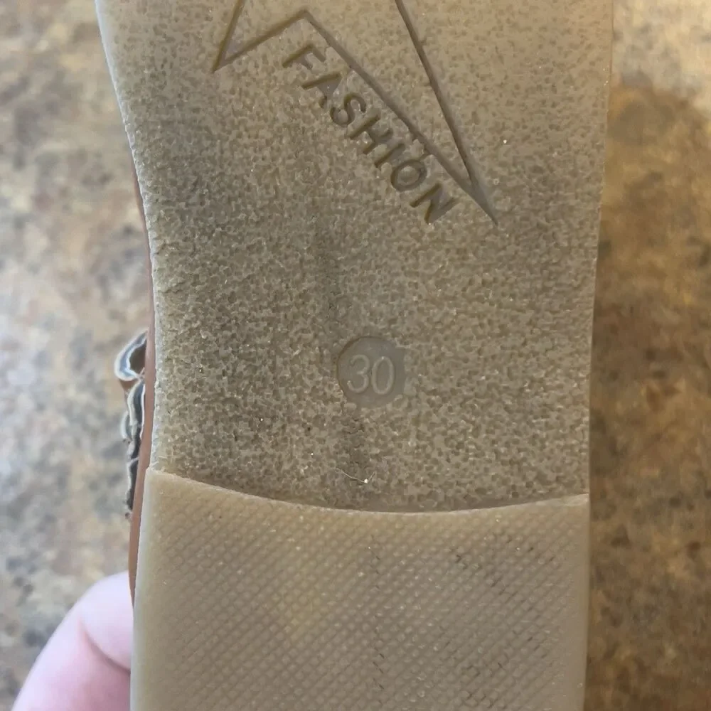 Unbranded soft sandals